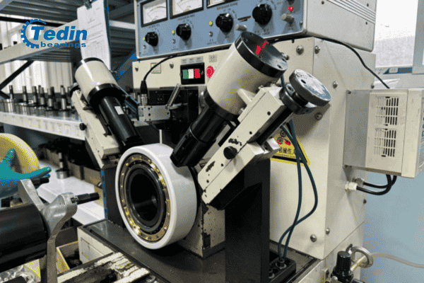 Bearing vibration and noise inspection