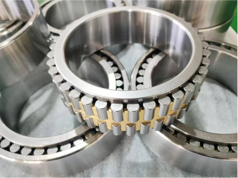 Cylindrical roller bearings