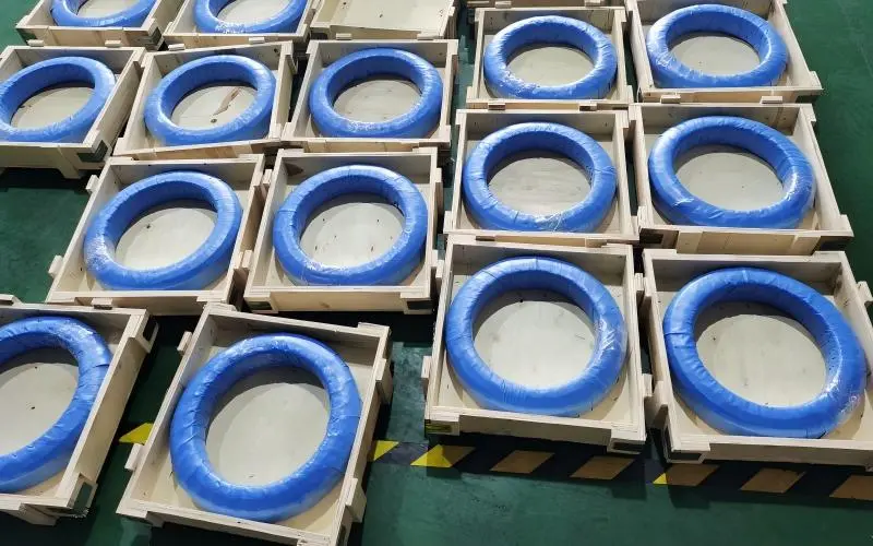 Carton packaging for bearing shipment